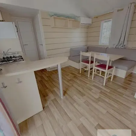 Maison 297 M² Piscine Hébergement de vacances Port-la-Nouvelle